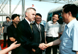 Mr. Blecker meets Hu Jintao, ex. President, P.R.China